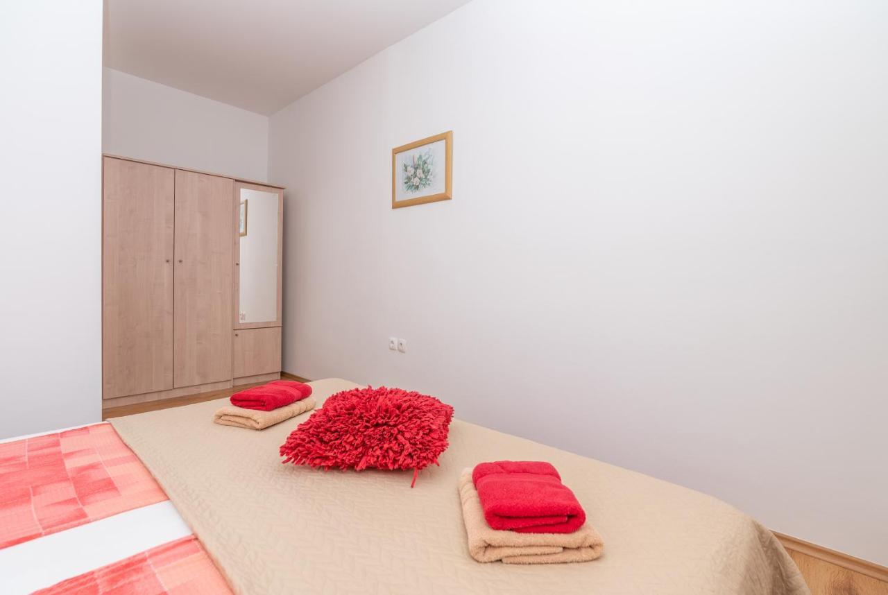 Apartman Karmen Макарска Экстерьер фото